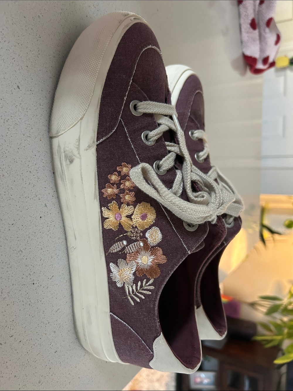 Embroidered Floral Plum Canvas Lace-Up Sneakers